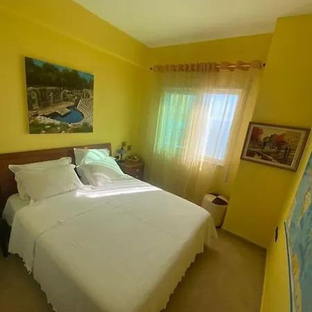 Sunset Serenity Apartment